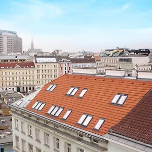 Orestaliving - View Of Apartamento